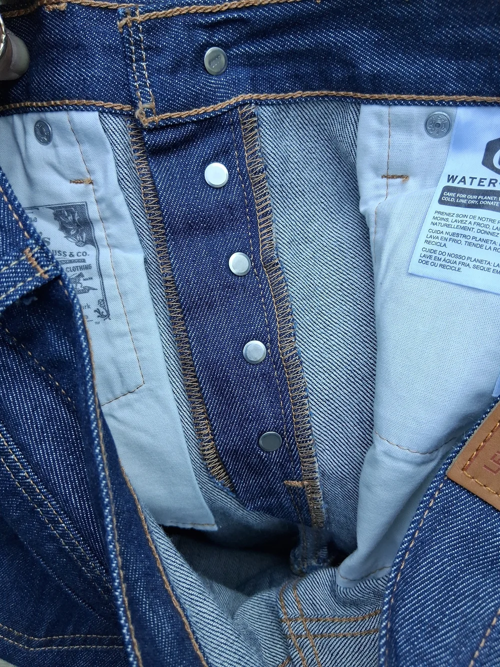 Levi's Men's 501 Original Fit Straight Leg Button Fly Dark Wash Jeans 29x32